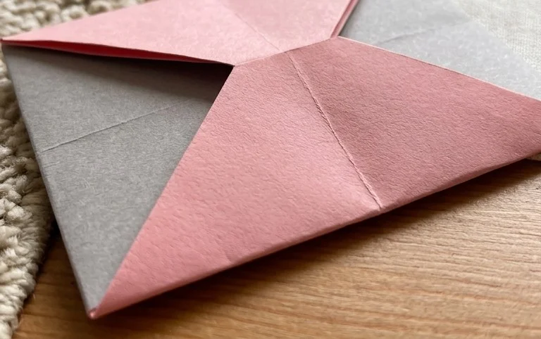 Origami Pocket: Step-by-Step Instructions